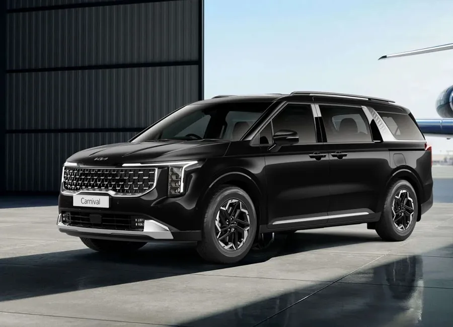 Kia Carnival (Top of Range) Exterior Free